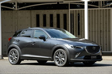 ＜マツダ CX-3 1.5XD Noble Brown(特別仕様車)[FF]／ボディカラー：マシーングレープレミアムメタリック／シートカラー：ハバナブラウン＞マツダ新型デミオ・CX-3 試乗レポート