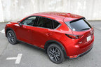 ＜マツダ 新型 CX-5 XD L Package[4WD／ボディカラー：ソウルレッドクリスタルメタリック／インテリアカラー：ピュアホワイト(本革)]＞