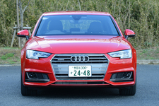 アウディ A4