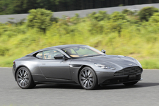 アストンマーティン「DB11」／サーキット試乗