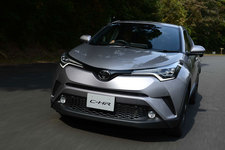 トヨタ C-HR