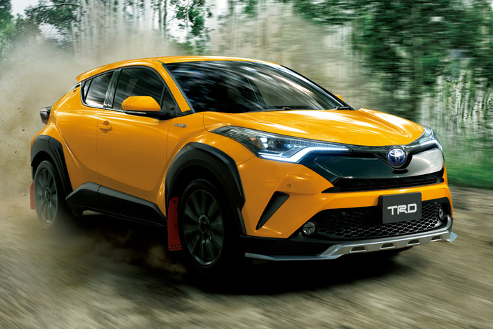 トヨタ 新型C-HR（TRD）