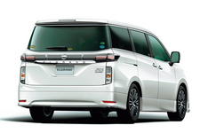 日産エルグランド 特別仕様車 ハイウェイスター ホワイトレザーアーバンクロム