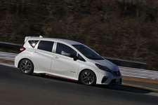 日産 ノート e-POWER NISMO 試乗レポート／山本シンヤ