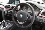 BMW 320i　スポーツ
