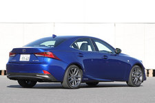 <レクサス IS 300h ”F SPORT”>レクサス新型ISシリーズ マイナーチェンジモデル 試乗レポート/山本シンヤ