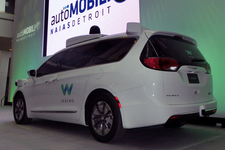 グーグル「ウェイモ」が新たな自動運転車を世界初公開