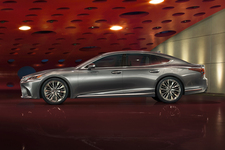 レクサス 新型LS