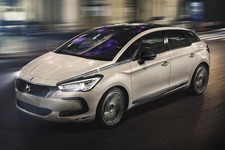 DS 5にクリーンディーゼルモデルを追加