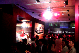 アウディフォーラム東京 アウディ R8 V10 イベント会場