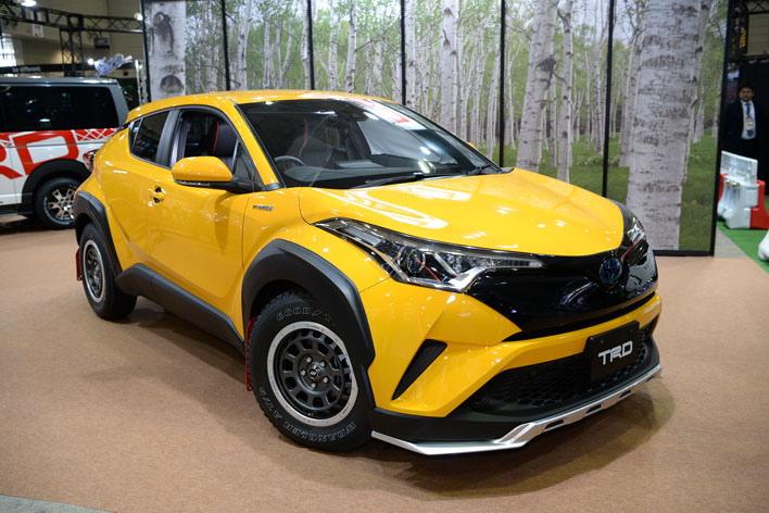 東京オートサロン17に多数の ド派手 なc Hrが現れる Tas17 東京オートサロン17 Mota