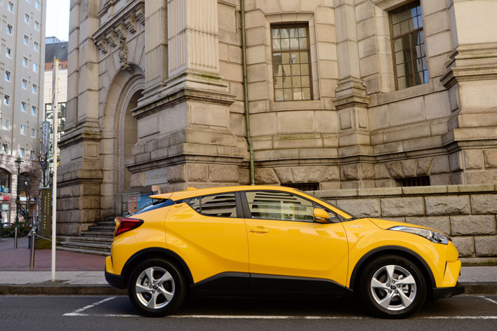 トヨタ 新型C-HR