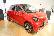smart BRABUS forfour Xclusive red limited