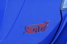 ＜スバル WRX STI 現行モデル[C型]＞