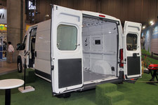 FCAジャパン、フィアットの商用車「フィアット デュカト」を「ジャパンキャンピングカーショー2017」で国内初披露
