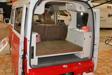 <Spnach(スピナ) CAL LOOK VERSION(NUTS)>軽自動車ベースのキャンピングカー「軽キャン」