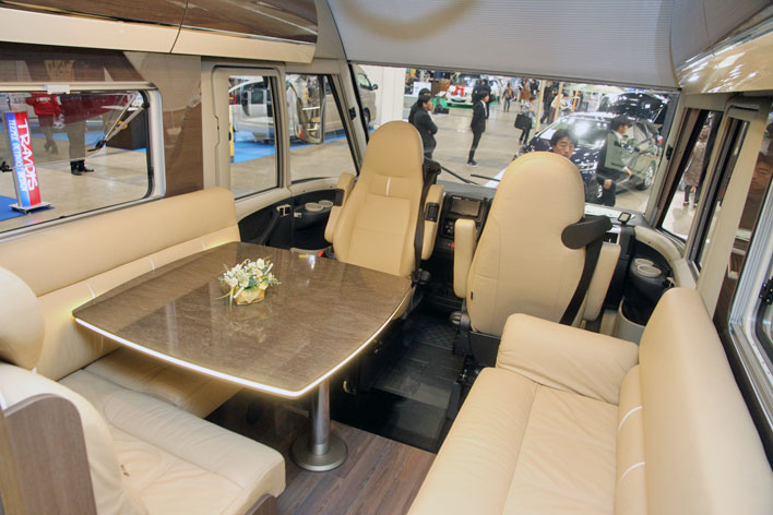 BURSNER GRAND PNORAMA I915G(バーストナー グランド パノラマI915G)/21,384,000円(消費税込)