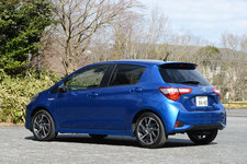 ＜トヨタ 新型 ヴィッツ HYBRID U ”Sportyパッケージ”[FF・ハイブリッド／ボディカラー：ブルーメタリック]＞トヨタ 新型 ヴィッツ ハイブリッド 試乗レポート／渡辺陽一郎