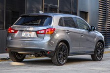 北米向けアウトランダースポーツリミテッドエディション（日本名：RVR）