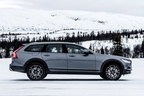 Volvo NEW V90 Cross Country(新型V90クロスカントリー) 海外試乗レポート／竹岡圭