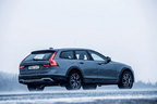 Volvo NEW V90 Cross Country(新型V90クロスカントリー) 海外試乗レポート／竹岡圭