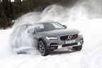 Volvo NEW V90 Cross Country(新型V90クロスカントリー) 海外試乗レポート／竹岡圭