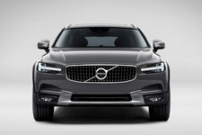 Volvo NEW V90 Cross Country(新型V90クロスカントリー) 海外試乗レポート／竹岡圭