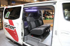 日産 NV350キャラバン　トランスポーター