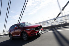 ＜マツダ 新型 CX-5 XD PROACTIVE[4WD／ディーゼル／ボディカラー：ソウルレッドクリスタルメタリック]＞CX-5[2017年2月発売] 公道試乗レポート／国沢光宏