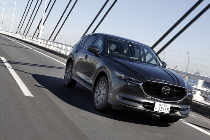 ＜マツダ 新型 CX-5 25S L Package[4WD／ガソリン／ボディカラー：マシーングレープレミアムメタリック]＞CX-5[2017年2月発売] 公道試乗レポート／国沢光宏