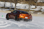 ＜日産 GT-R(4WD／ATTESA E-TS)＞