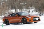 ＜日産 GT-R(4WD／ATTESA E-TS)＞
