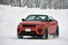 ＜RANGE ROVER EVOQUE CONVERTIBLE (レンジローバー イヴォーク コンバーチブル)＞ジャガー・ランドローバー・レンジローバー 雪上試乗 in 斑尾高原／レポート：今井優杏