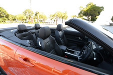 <RANGE ROVER EVOQUE CONVERTIBLE (レンジローバー イヴォーク コンバーチブル)>