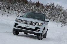 ジャガー・ランドローバー・レンジローバー 雪上試乗 in 斑尾高原/レポート:今井優杏