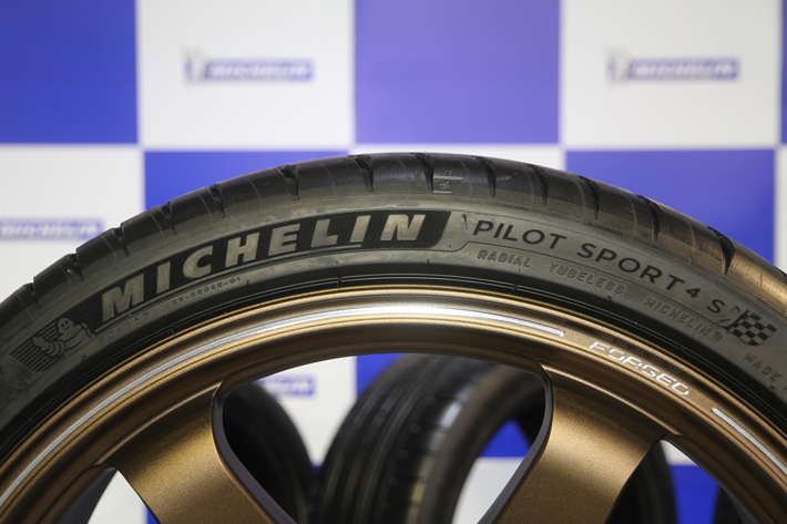 公道も!サーキットも!性能バランスでパイロットスポーツカップ 公道も!サーキットも!性能バランスでパイロットスポーツカップ