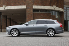 ＜VOLVO V90 T6 AWD Inscription＞ボルボ 新型S90・V90[2017年2月発売] 試乗レポート／今井優杏