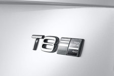 ＜PHEVモデル「S90 T8 Twin Engine AWD」(2017年秋頃国内導入予定)＞ボルボ 新型S90・V90 新型車解説／山本シンヤ