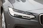 ボルボ 新型V90