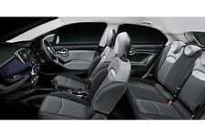 フィアット500Xセーフティパッケージ