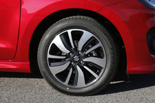 スズキ スイフト