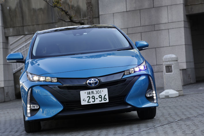 (非売品)トヨタ プリウス PHV 1/30 スピリテッドアクアメタリック Amazon | 1/30 トヨタ 新型プリウスPHV PRIUS PHV カラー