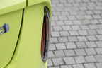 ＜トヨタ 新型 プリウスPHV S”ナビパッケージ”[FF／ボディカラー：サーモテクトライムグリーン]＞トヨタ 新型プリウスPHV 試乗レポート／五味康隆