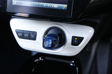 トヨタ 新型プリウスPHV 試乗レポート/五味康隆