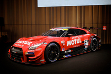 #23 MOTUL AUTECH GT-R（エントラント名：NISMO、会社名：ニッサン・モータースポーツ・インターナショナル株式会社）