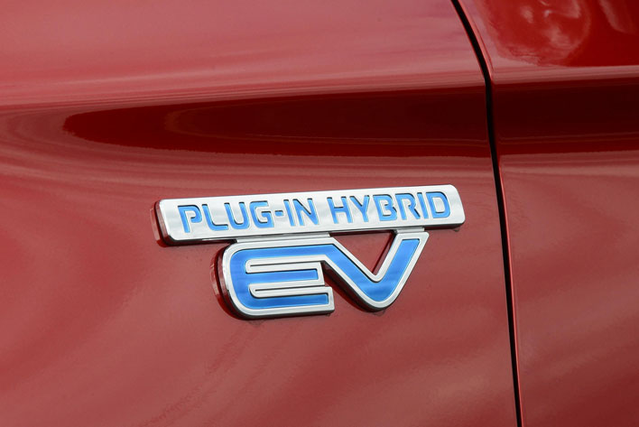 三菱 新型 アウトランダーPHEV[2017年2月一部改良モデル] 試乗レポート／国沢光宏