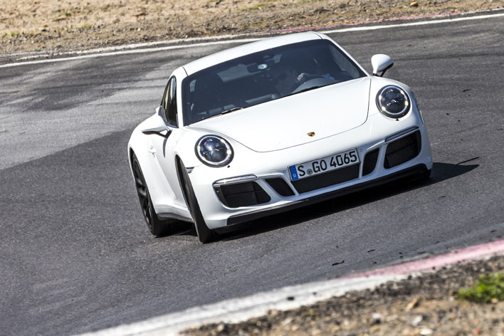 パナメーラ 4E ハイブリッド 試乗レポート ～改めて考えてみる「ポルシェの4ドア論」～