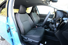 トヨタ ヴィッツハイブリッド