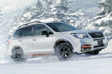 スバル フォレスターX-BREAK カラーアクセント仕様