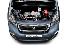 プジョー 新型パートナー ティピー エレクトリック